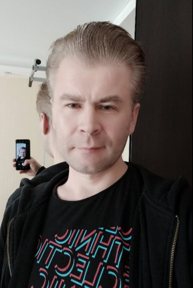  43470179  Pavel, 43 ,    