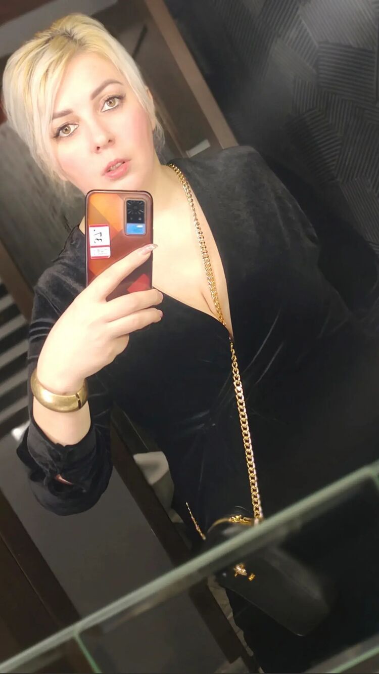  48466329  Marina, 40 ,    