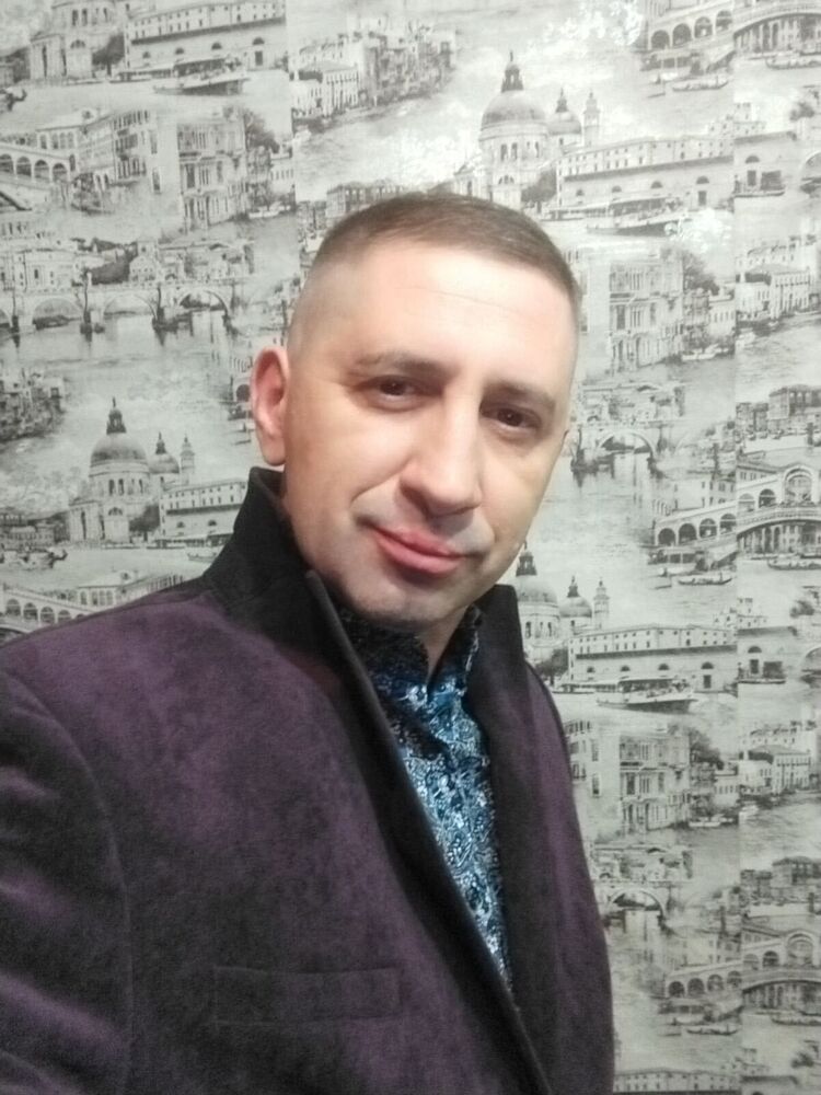  51594659  Vitalik, 43 ,    