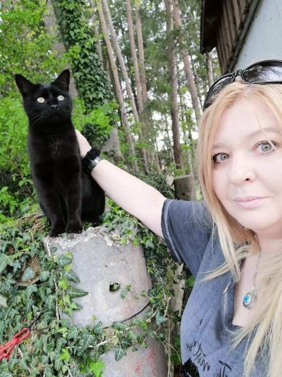  ,   Klara, 52 ,   ,   , c 