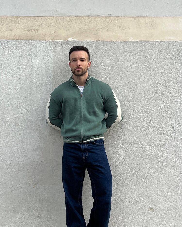  -,   Pavel, 35 ,   ,   