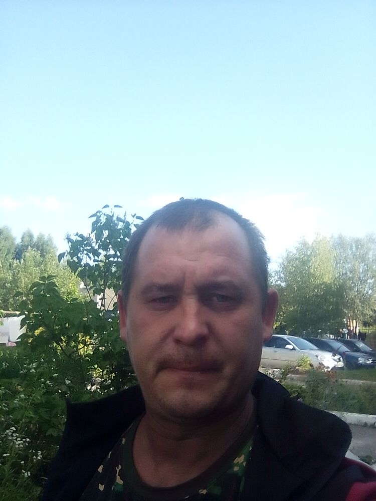  28133169  , 37 ,    