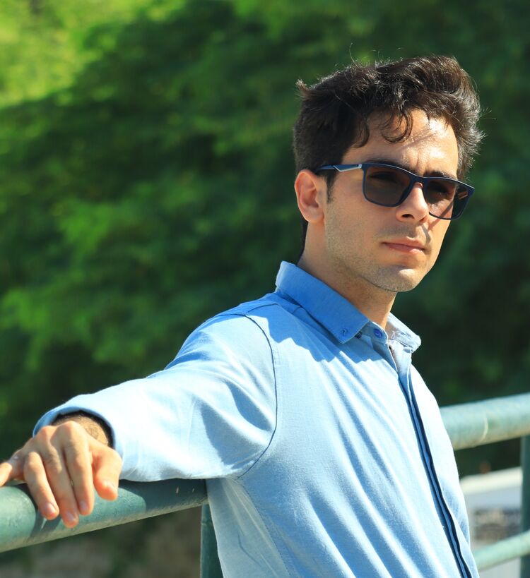  ,   Hosein, 30 ,   ,   