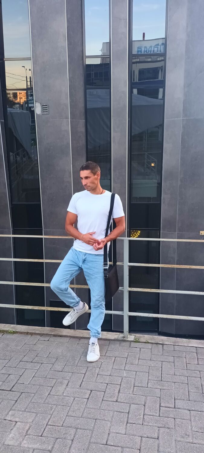  ,   Andrei, 34 ,   ,   