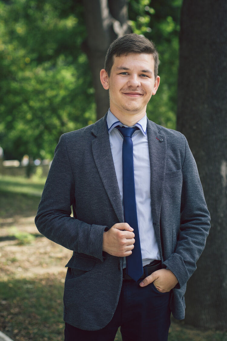  ,   Vladimir, 28 ,   ,   , c 