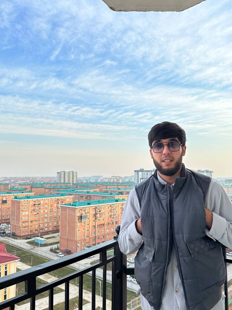  ,   Bobosh, 26 ,   c , 