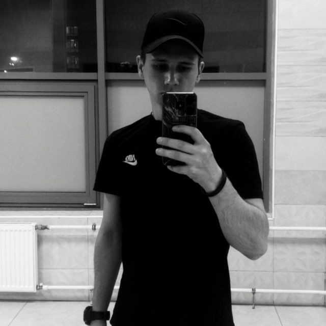  53635729  Stas, 22 ,    