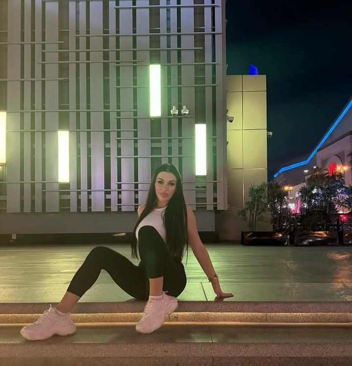  ,   Alina, 33 ,   ,   , c 