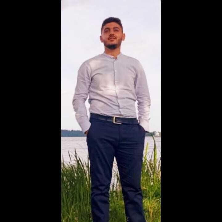  37570889  Mohamad, 26 ,    