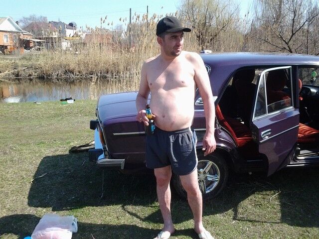  6120109  Ruslan, 43 ,    