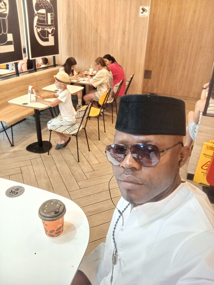 ���� 46921959 ������� Merlin, 38 ���, ���� ���������� � �����-����������