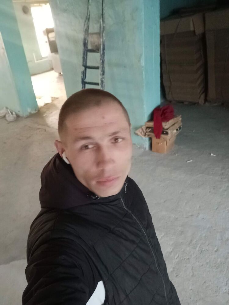  39748209  , 33 ,    