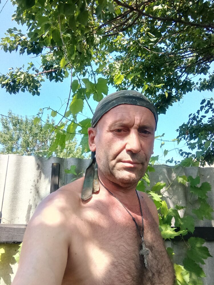  46285109  , 49 ,    --