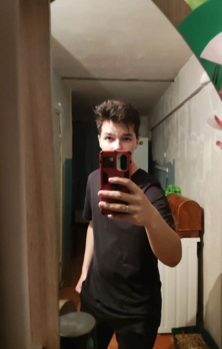  47083549  , 21 ,    