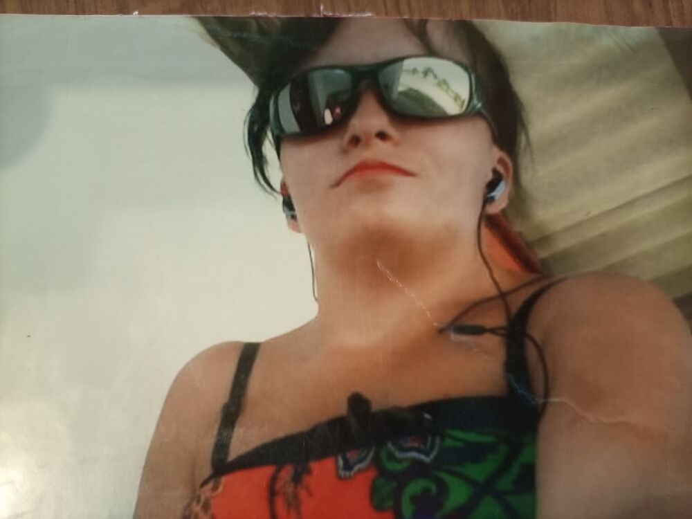  ,   Mariya, 35 ,   c , 