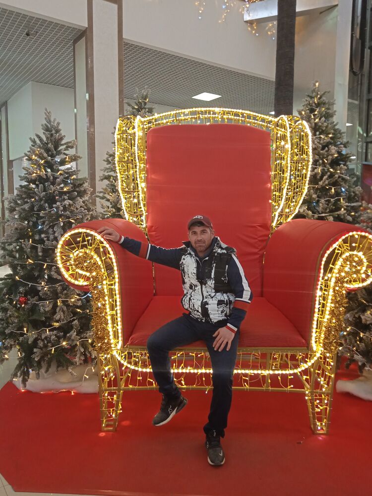  ,   Azamjon, 37 ,   ,   