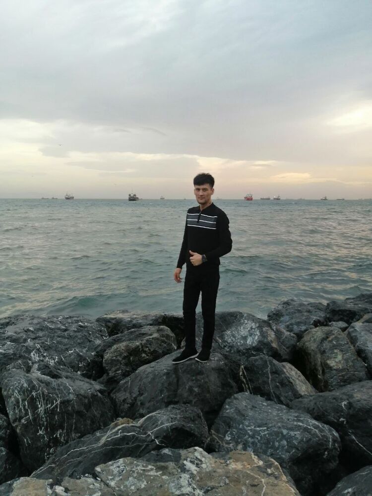  53156909  Timur, 31 ,    