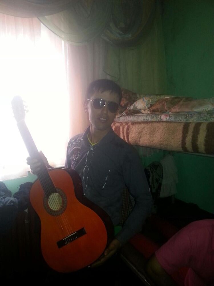  8479719  Shaxtiyor, 32 ,    