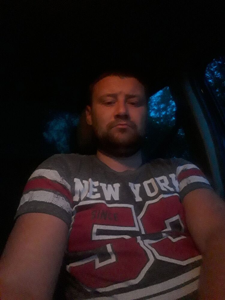  ,   Viktor, 36 ,   ,   , c 