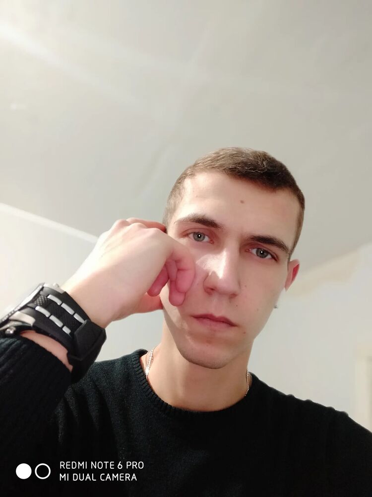  36565999  Dmitry, 32 ,    Praha