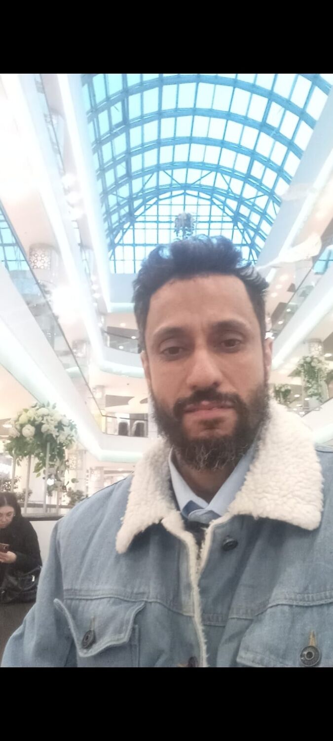  51267999  Marouane, 44 ,    