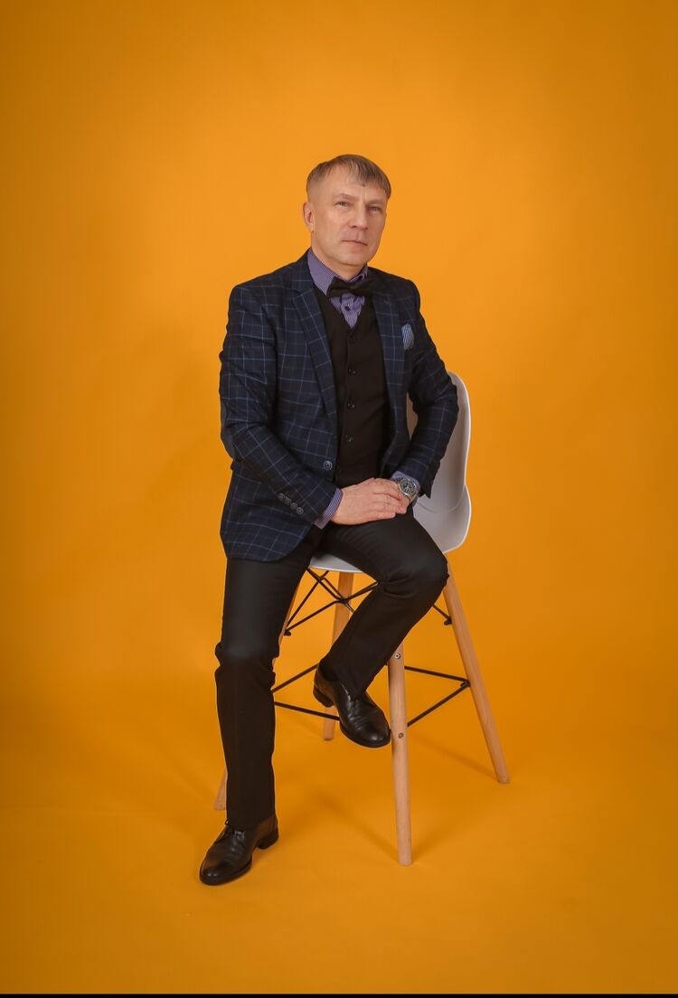  45993129  Valeriy, 54 ,    