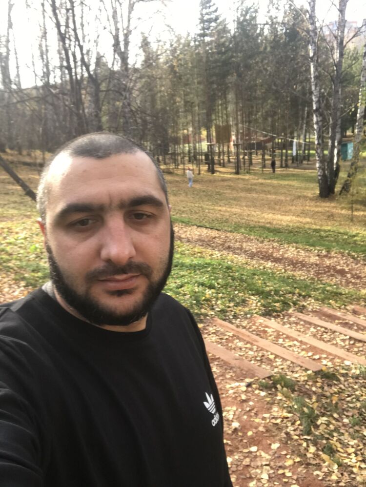 38436099  , 34 ,    