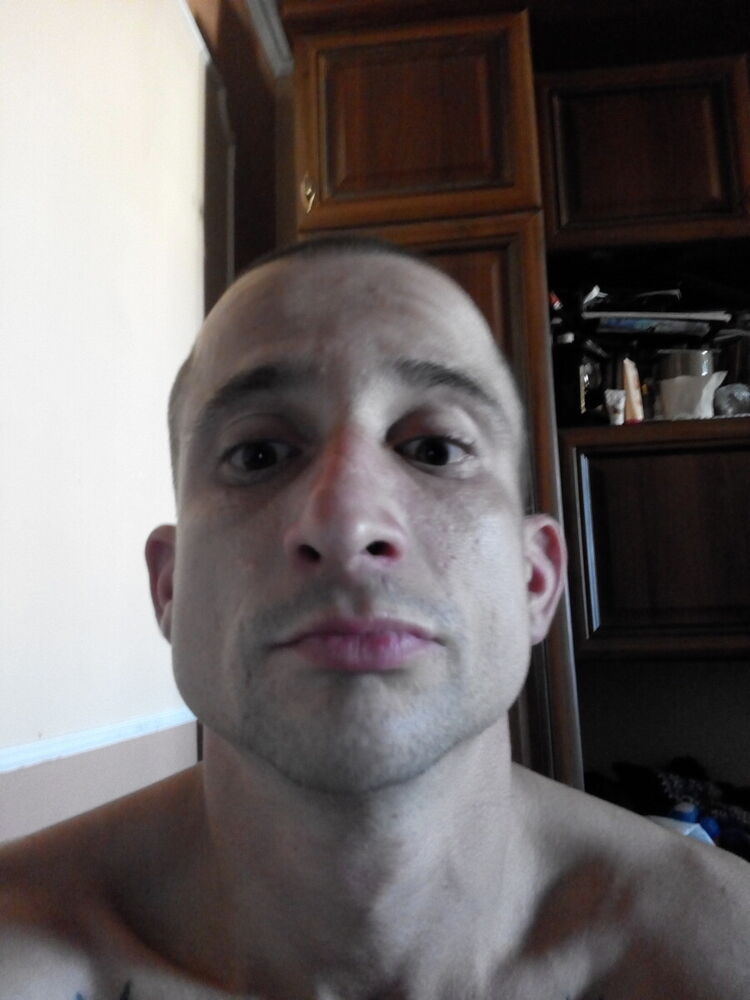  ,   Sahsa, 35 ,   ,   , c , 