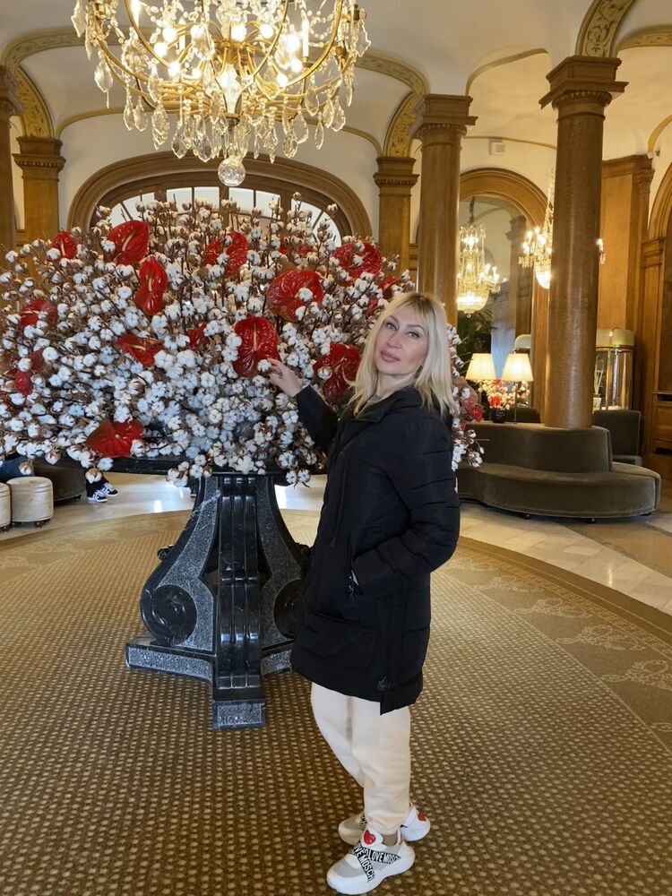  46013729  Julia, 56 ,    Bochum