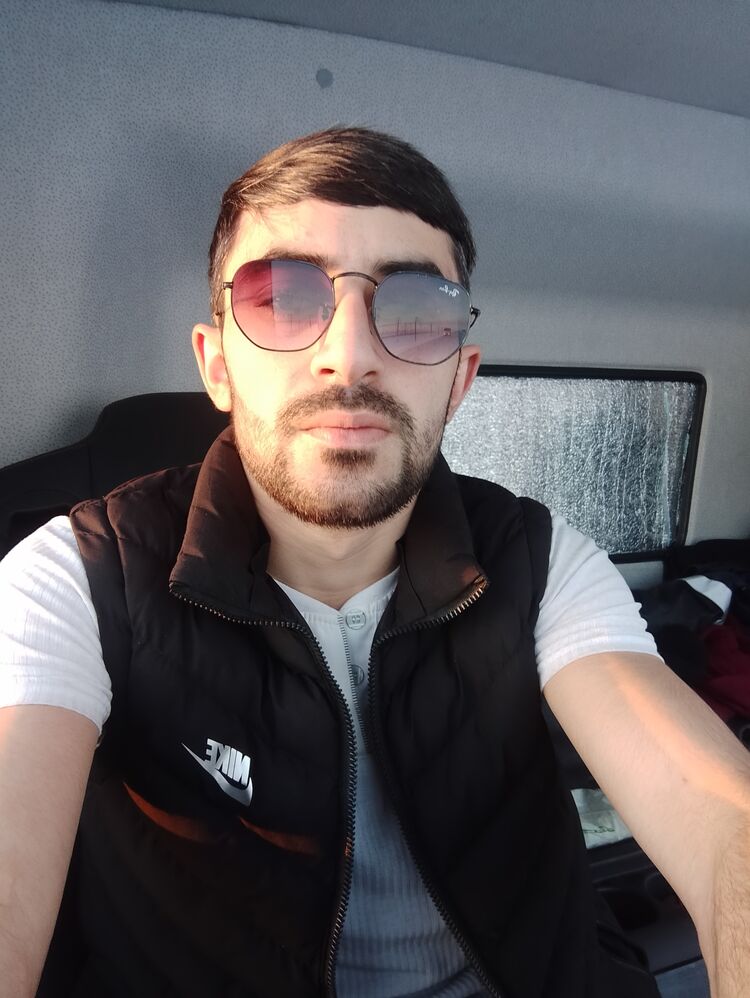  43942779  , 26 ,    
