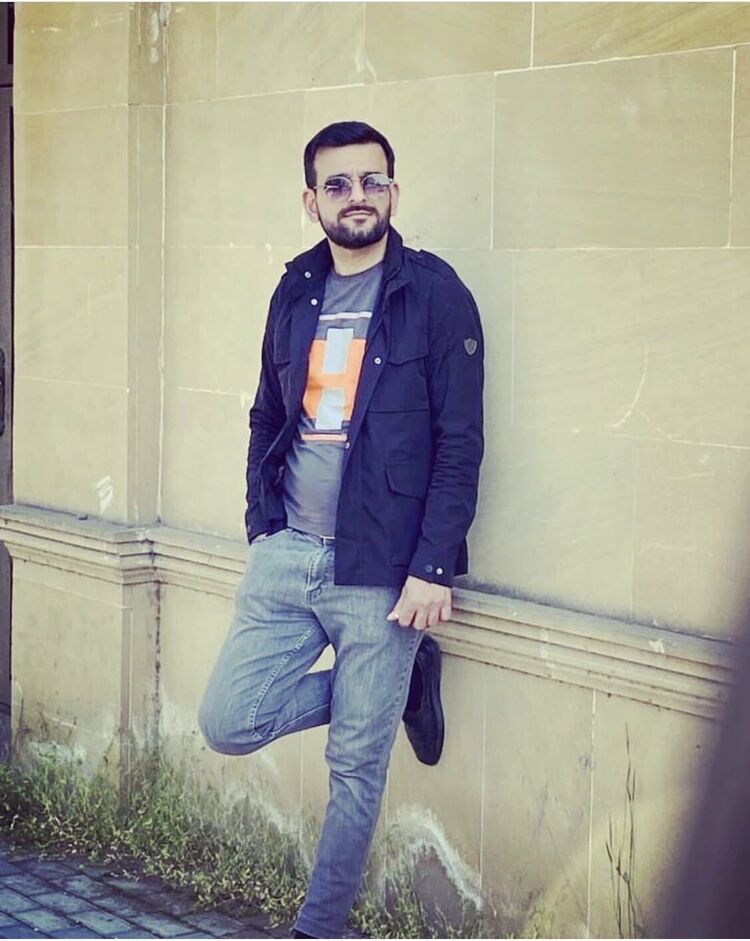  35178269  Ramzi, 33 ,    