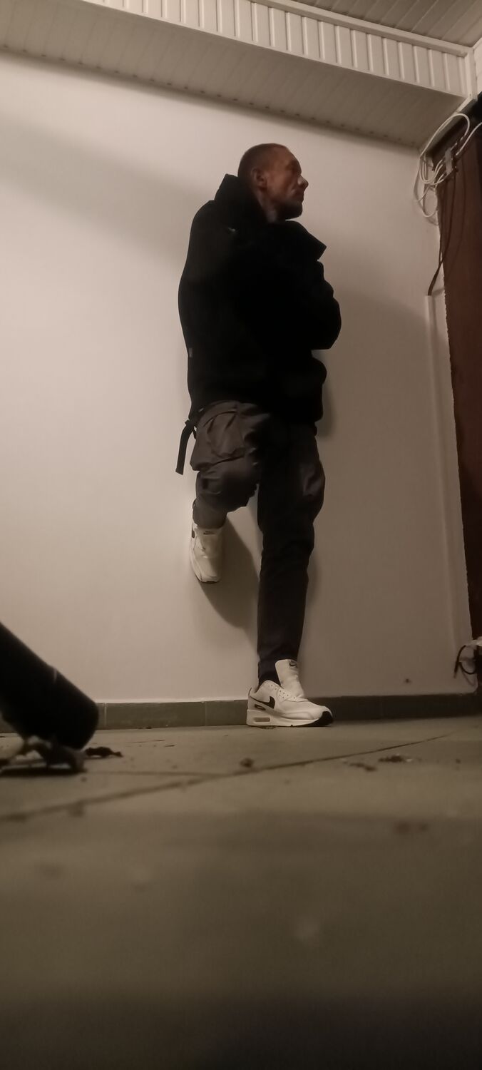  51989509  , 35 ,    