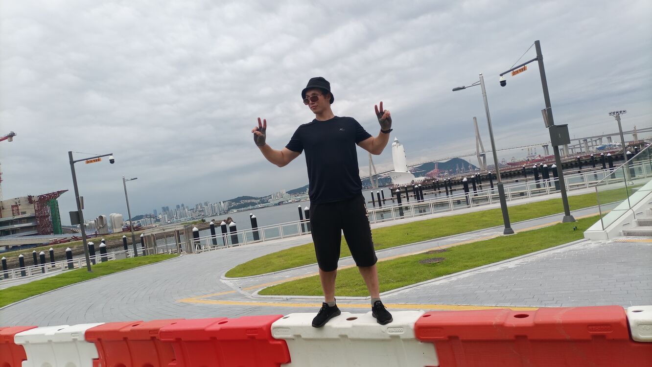  Pusan,   , 23 ,  