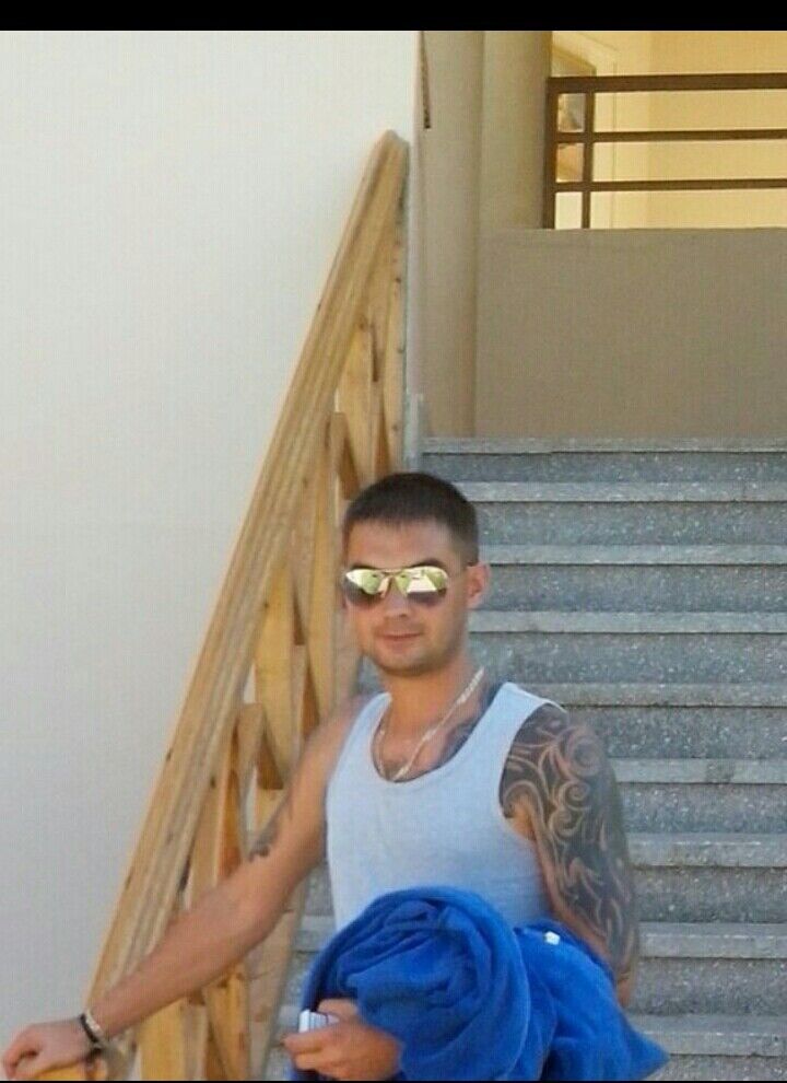  ,   Ruslan Sag, 40 ,   ,   , c 