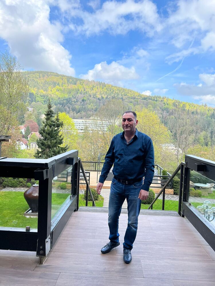  53397789  Zaven, 45 ,    Ludwigshafen Am Rhein