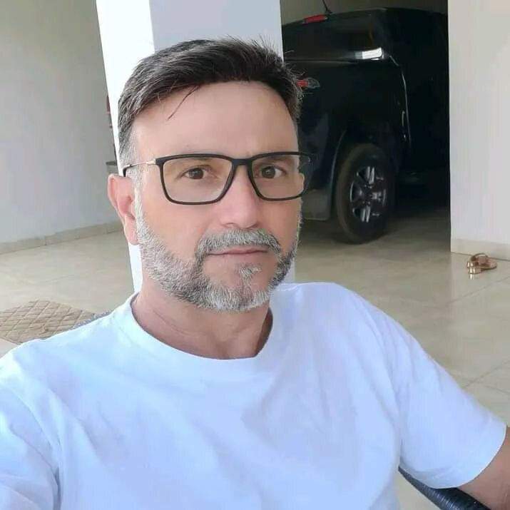  53332039  James, 55 ,     