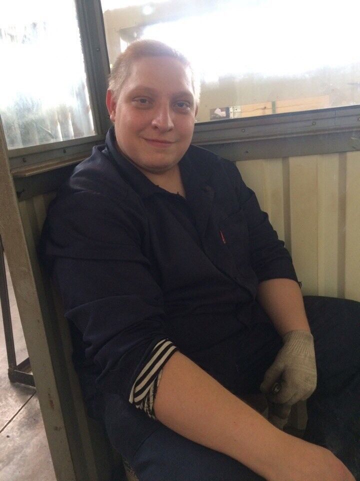  11163879  , 40 ,    