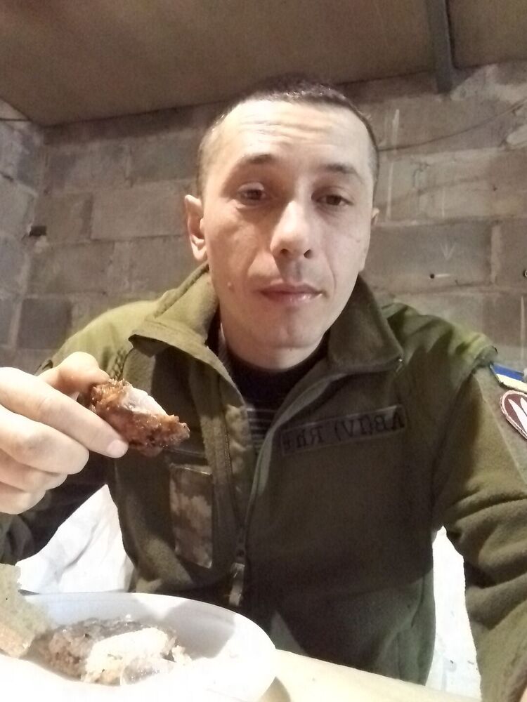  33509159  , 38 ,    