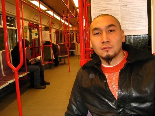  Ulaanbaatar,   Batuh, 61 ,   ,   , c 