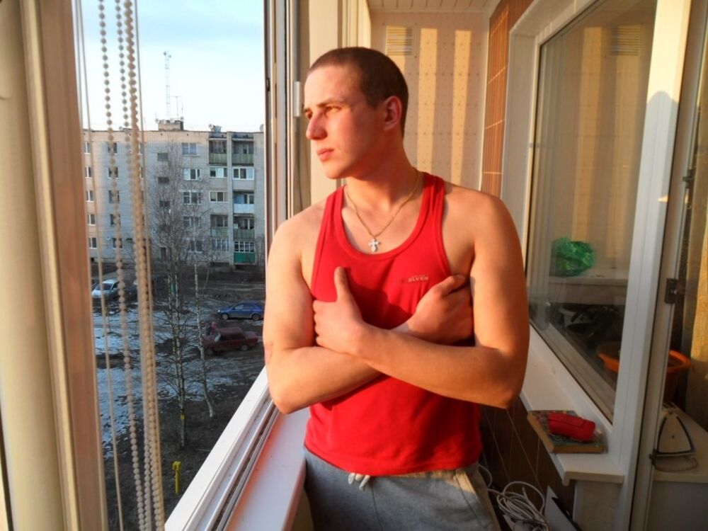  18395619  Alexandr, 31 ,    