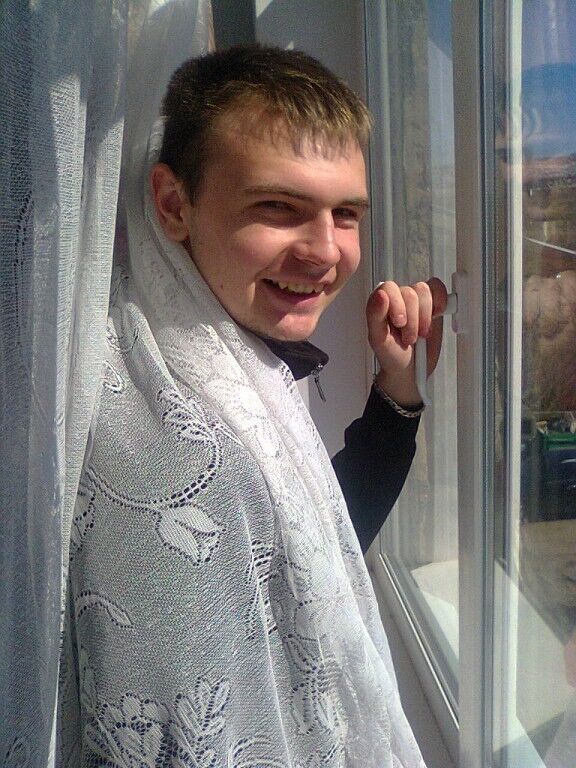  35404459  Vladislav, 29 ,    