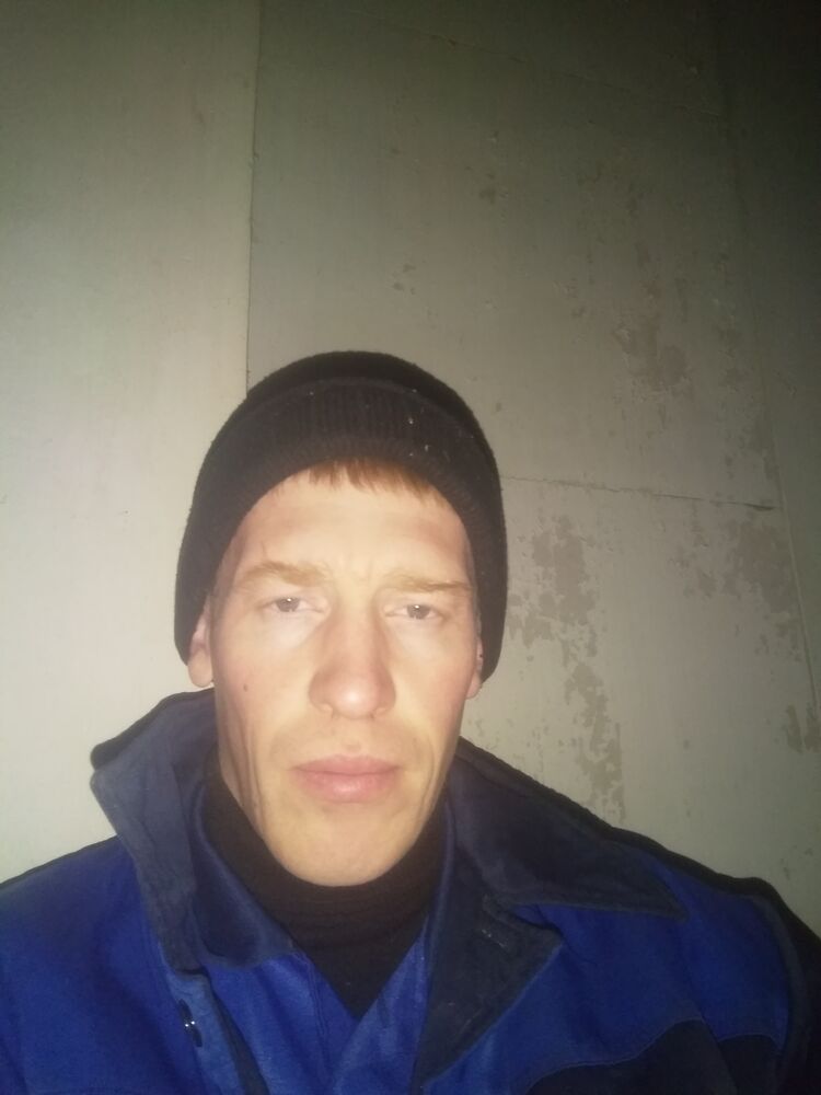  31973529  , 37 ,    