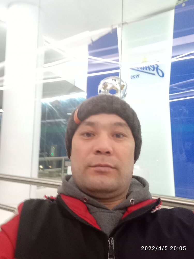  26776839  Bohodir, 44 ,    