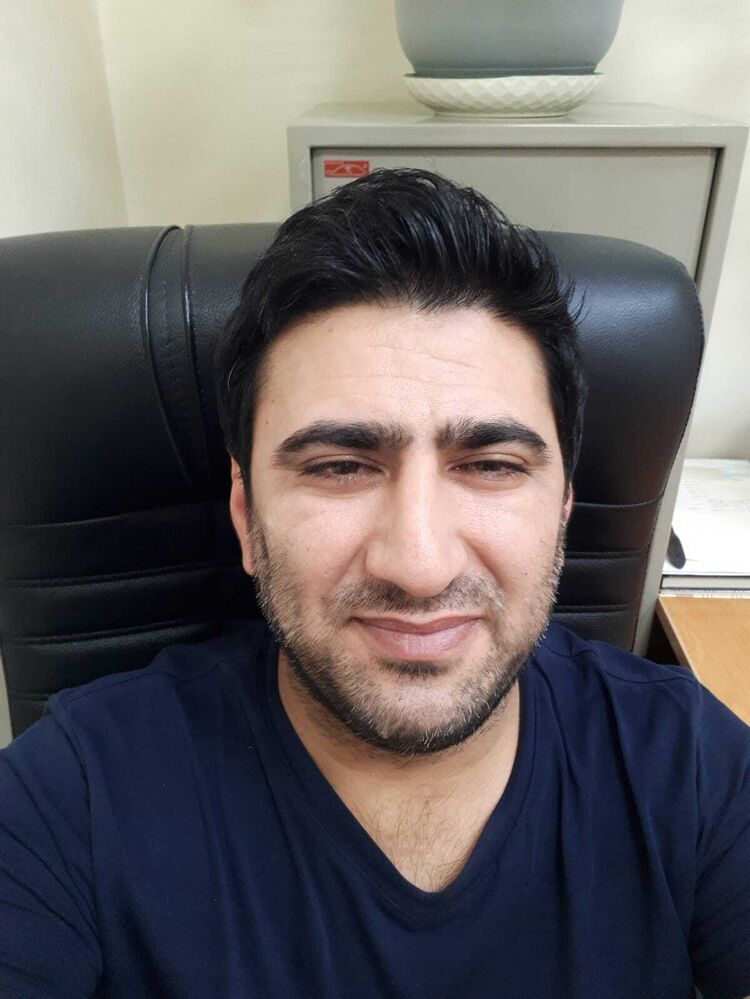  52933149  TURGAY, 41 ,    