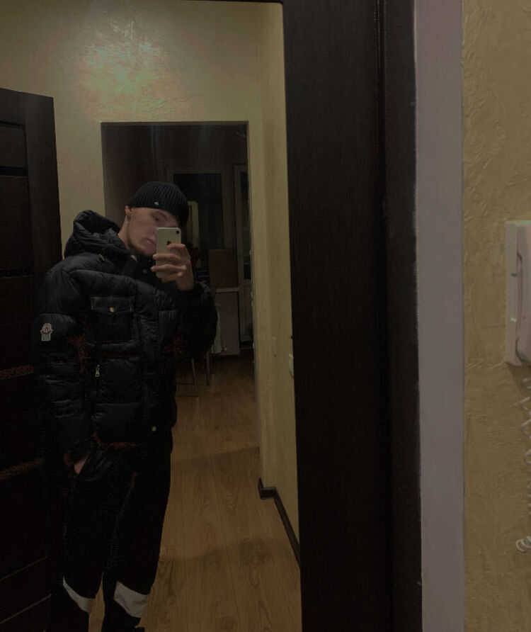  48782819  , 22 ,    