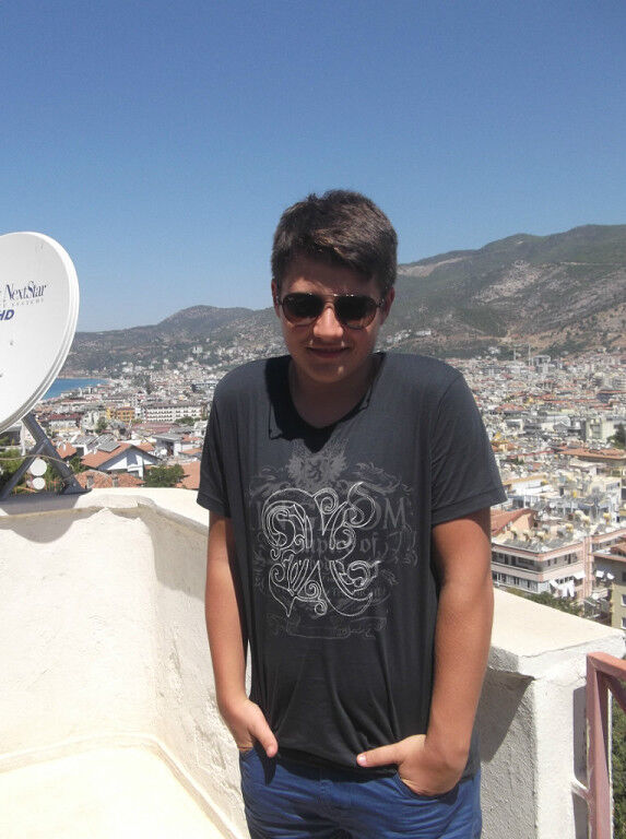  ,   Alexandru, 32 ,   ,   , c , 