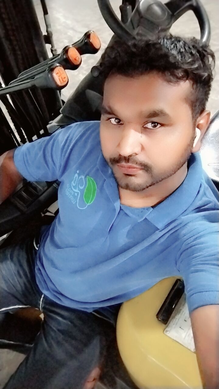  Jiddah,   Shahbaz, 32 ,   ,   