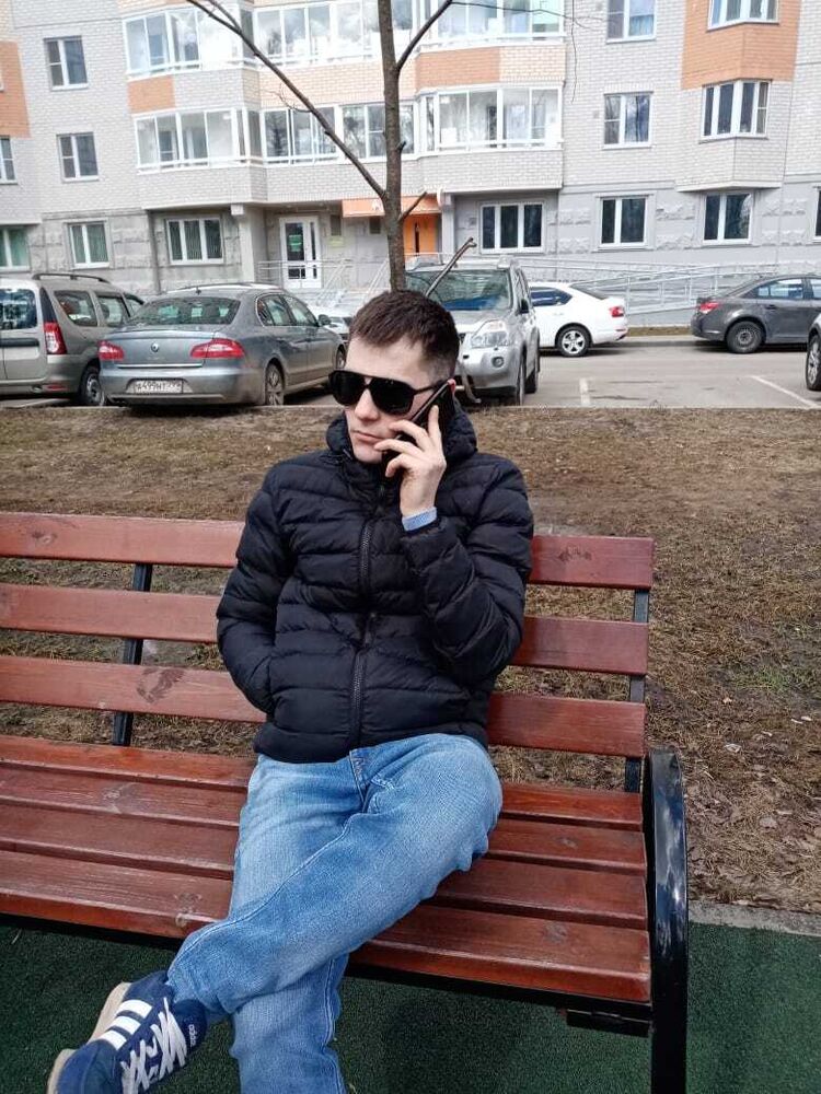  ,   Artem, 33 ,   ,   