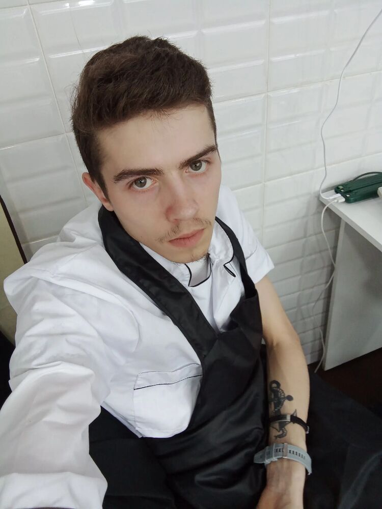  48362149  , 21 ,    