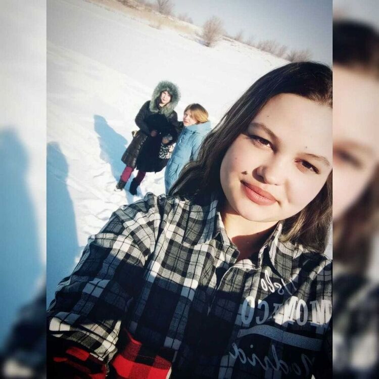  35437879  Alyona, 21 ,    
